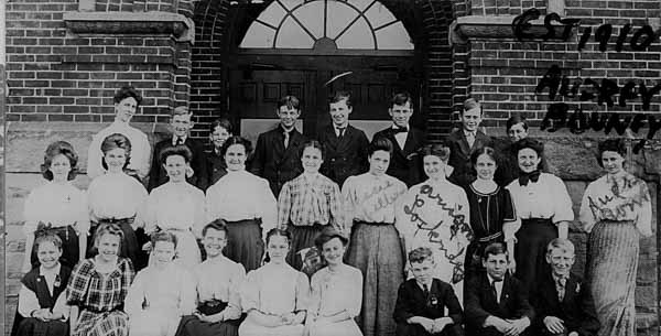 1910-Audrey-Bonney-313-8th-Grade-Class-Fairhome-School-Lorain-Ohio