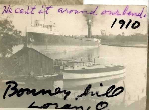1910-Bonney-Boat-house-and-liner-cant-get-around-their-bend_