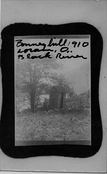 1910-Bonney-family-hill-on-the-Black-River.Lorain-Ohio