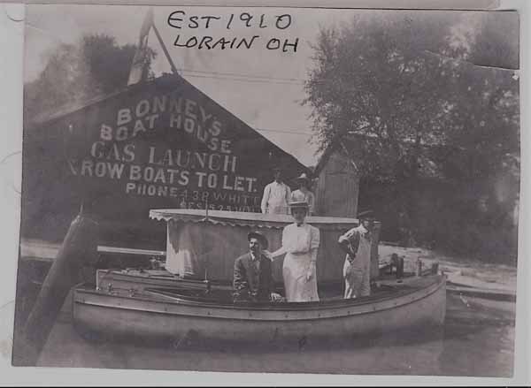 1910.Lorain-Ohio-Bonneys-Boat-House
