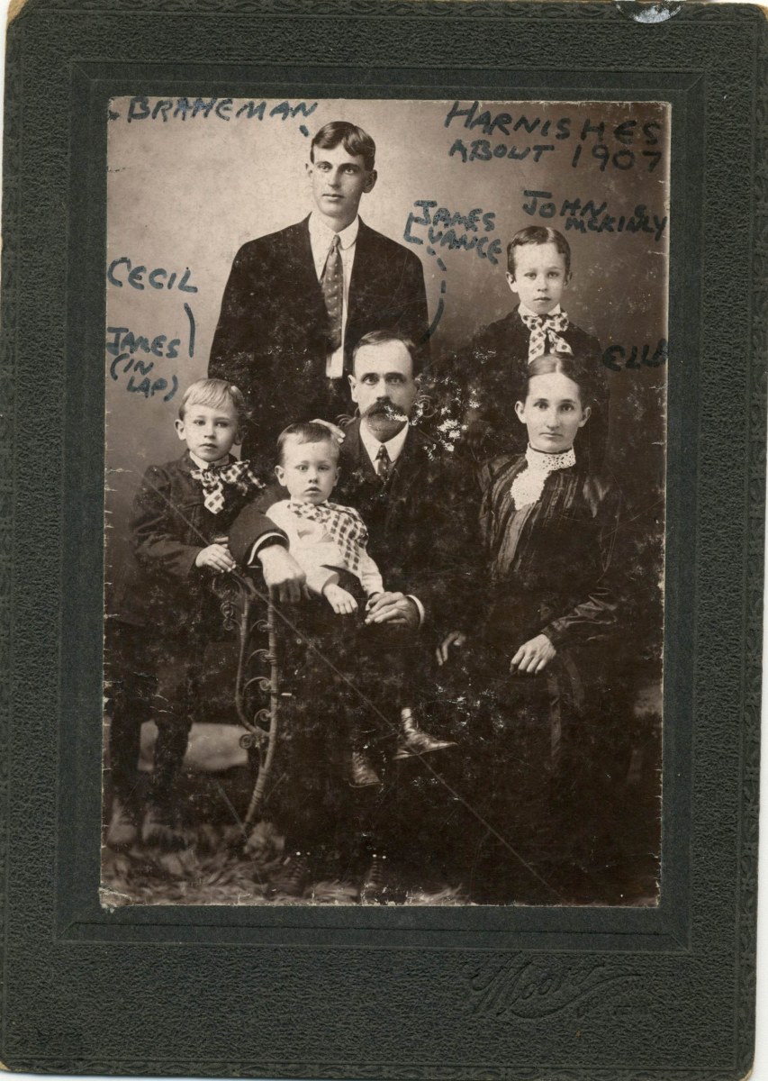 1907.harnish-family-james-vanceellacecilbraemanjohn-mckinley